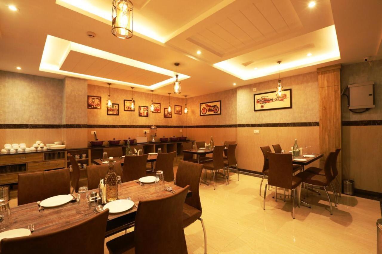 A One Hotels By Ventus Hotels & Resorts- Delhi Airport New Delhi Buitenkant foto