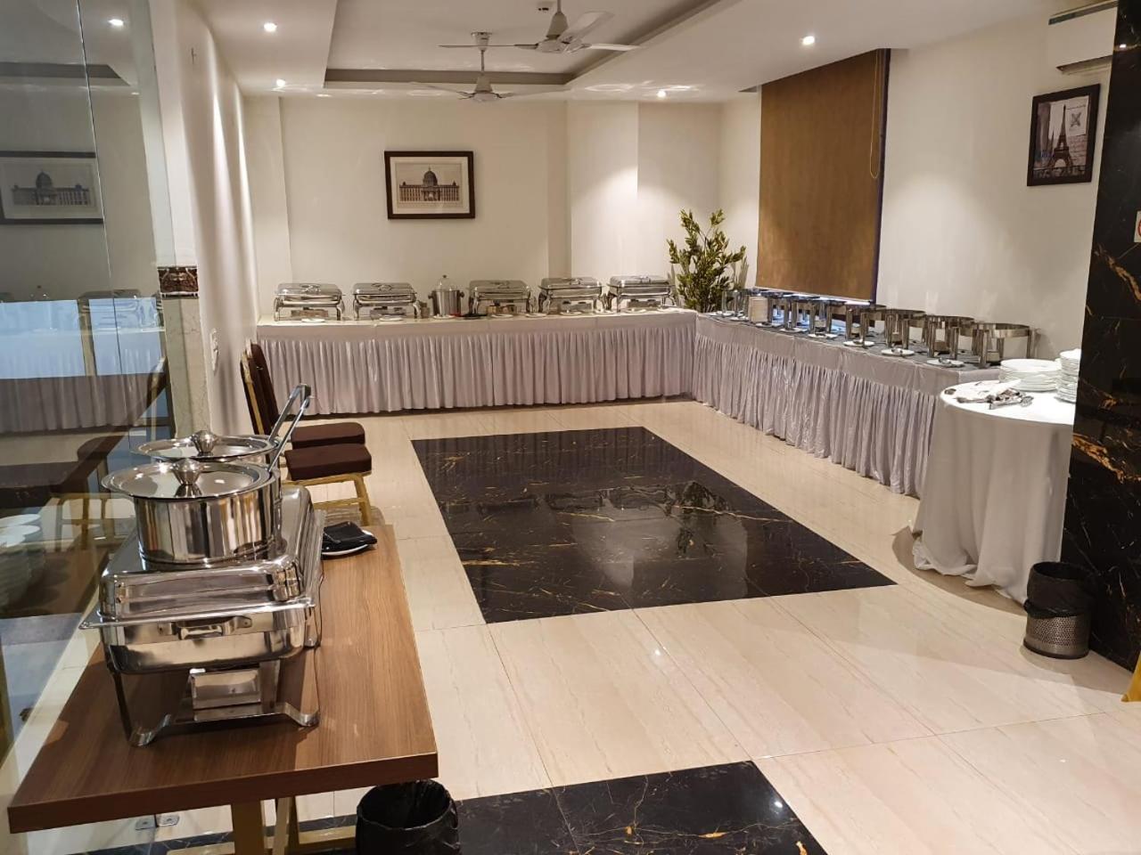 A One Hotels By Ventus Hotels & Resorts- Delhi Airport New Delhi Buitenkant foto